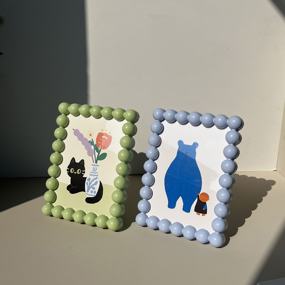 Desk Setup Photo - Plastic Cute Beaded Edge Photo Frame