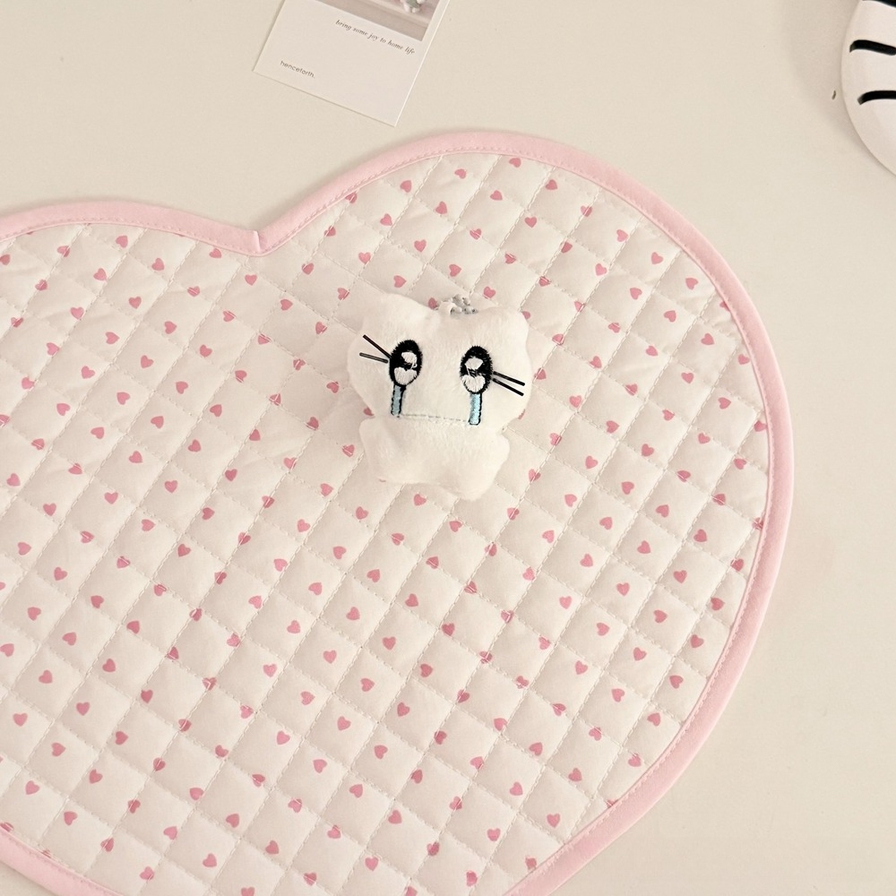 Y2k Pink Love Quilted Japanese - огляд і ціна Desk Setup Japan